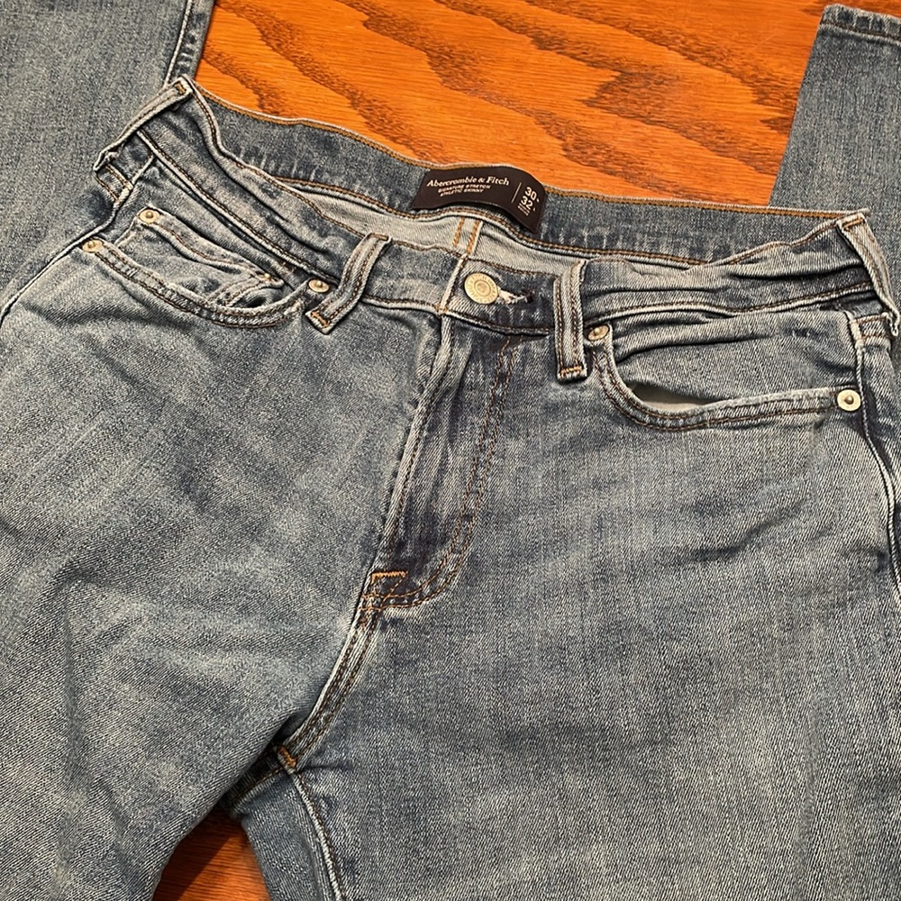 A & F skinny jeans - Picture 5 of 5
